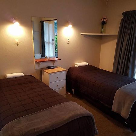 Camberley Court Motel Hastings Esterno foto