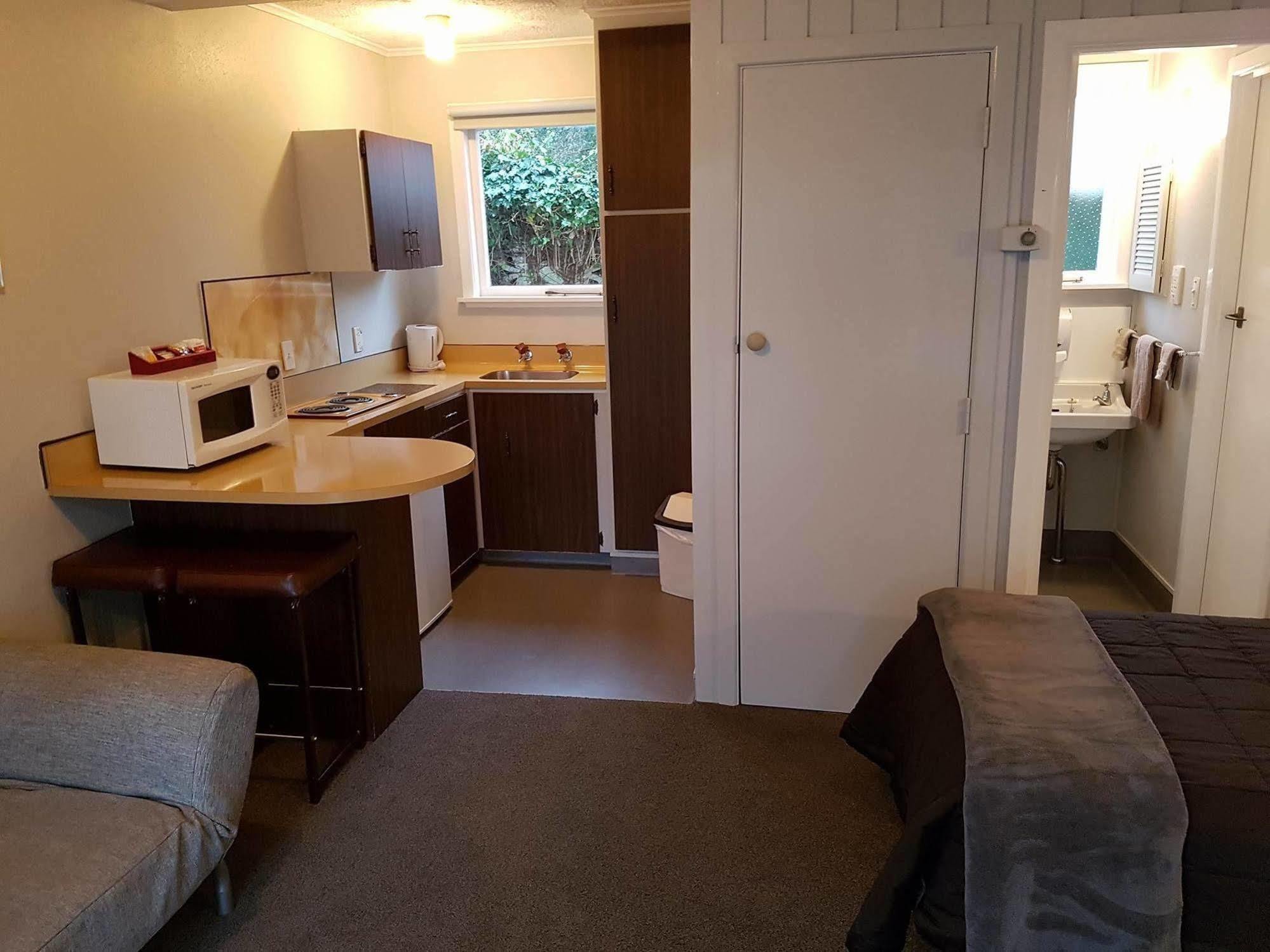 Camberley Court Motel Hastings Esterno foto